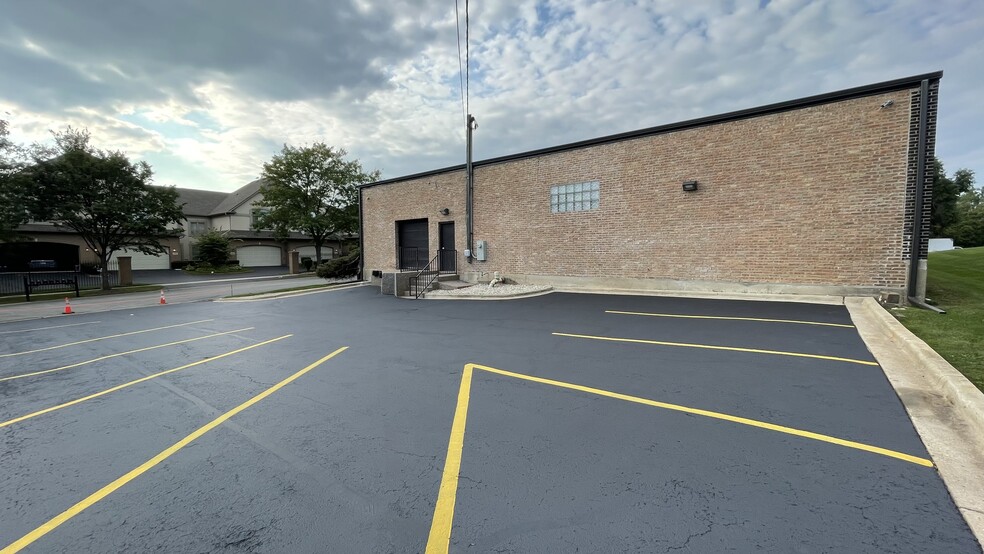 855 W Northwest Hwy, Palatine, IL for sale - Building Photo - Image 3 of 14