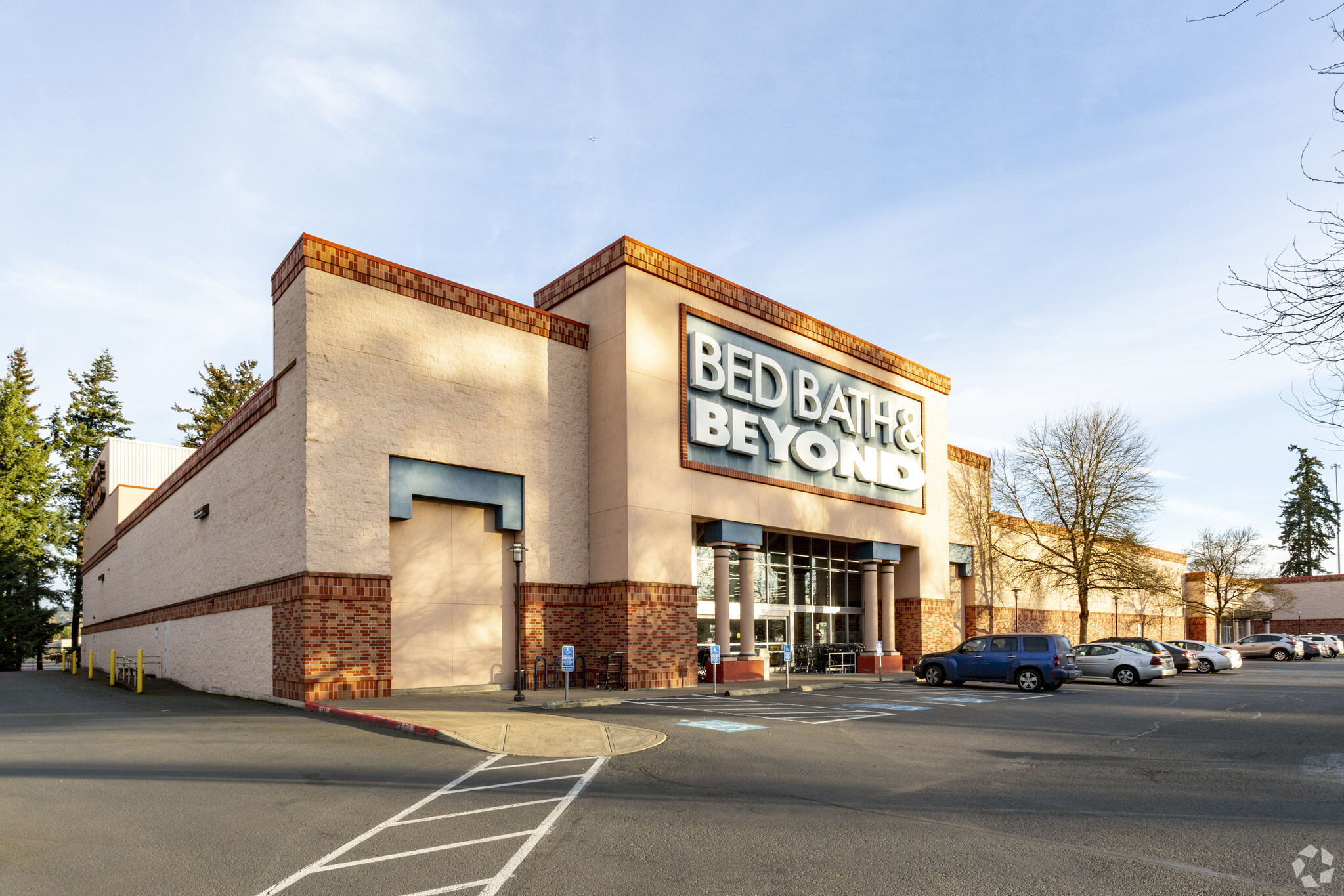 16800-16940 SW 72nd Ave, Tigard, OR for lease Building Photo- Image 1 of 6