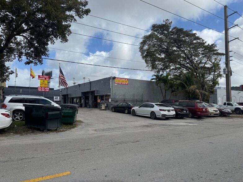7357-7369 NW 7th St, Miami, FL for sale - Building Photo - Image 3 of 12