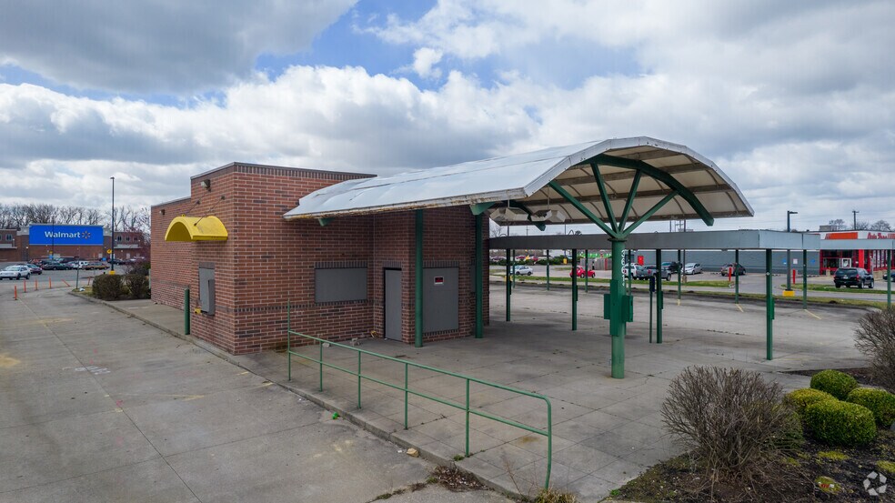 3661 E Main St, Whitehall, OH for sale - Building Photo - Image 1 of 1