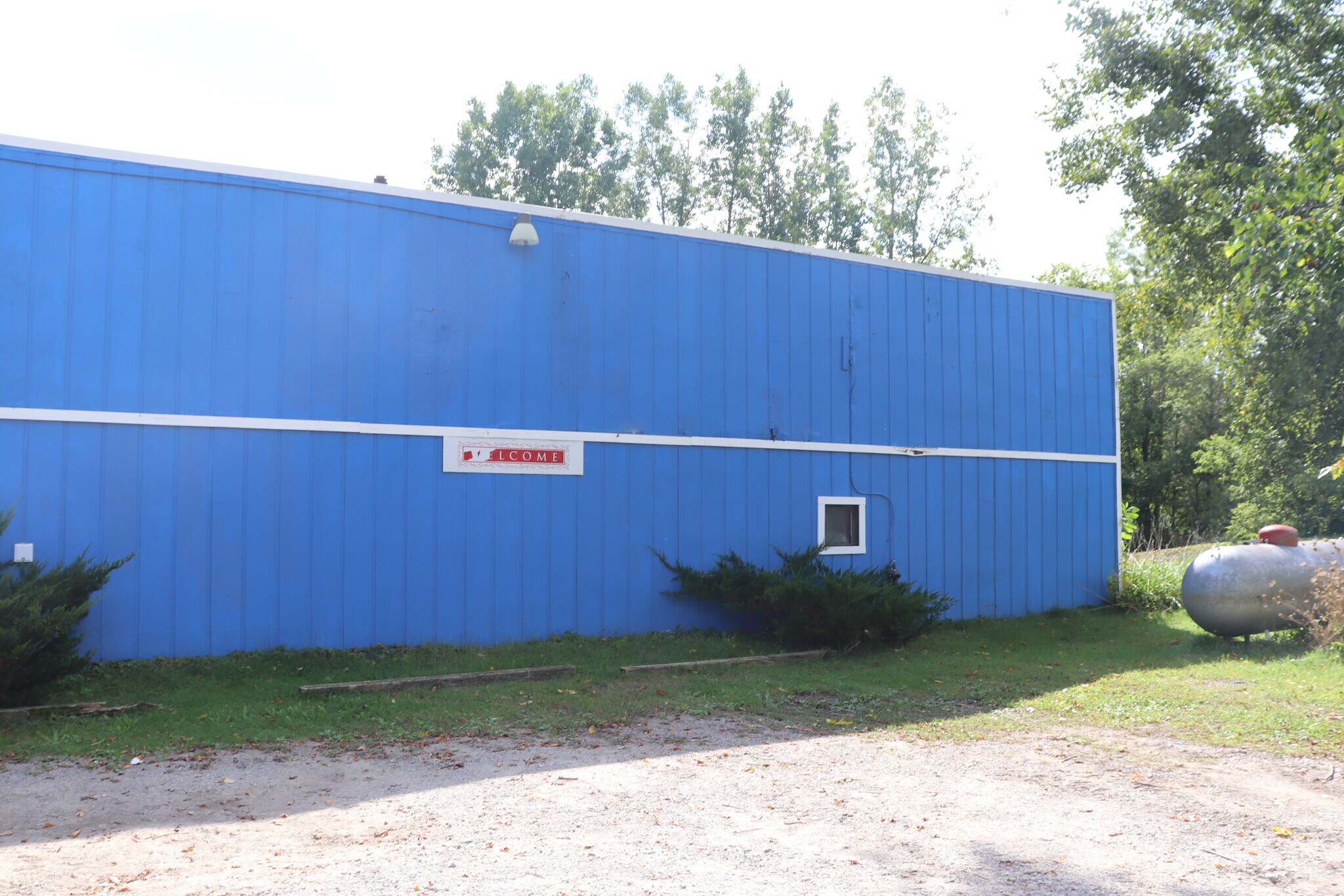 2866 Rhodes, Rhodes, MI 48652 Rhodes Cafe