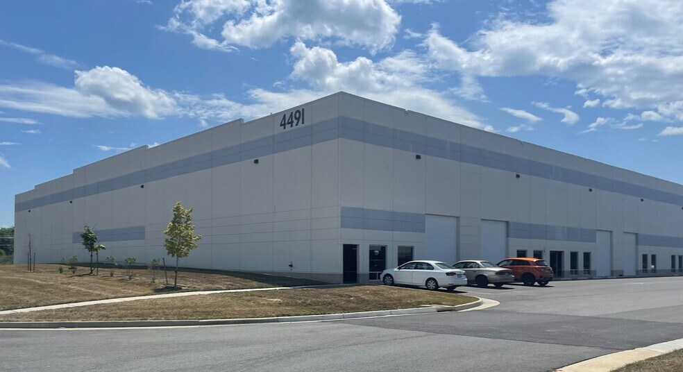 4491 Whiting Rd, Marshall, VA for sale - Building Photo - Image 1 of 1