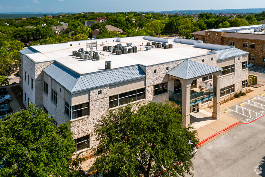 11612 Bee Caves Rd, Austin, TX for lease - Building Photo - Image 1 of 8