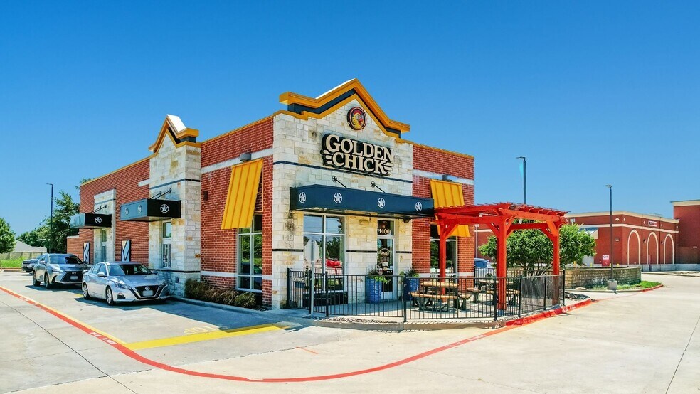 1400 Turner Warnell Rd, Mansfield, TX 76063 Golden Chick