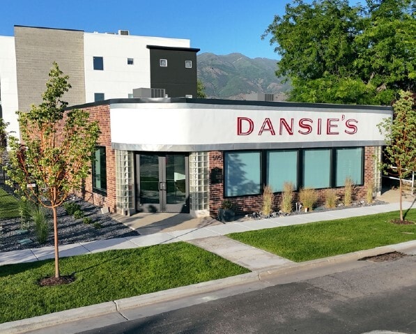 595 S Main St, Layton, UT for lease - Primary Photo - Image 1 of 1