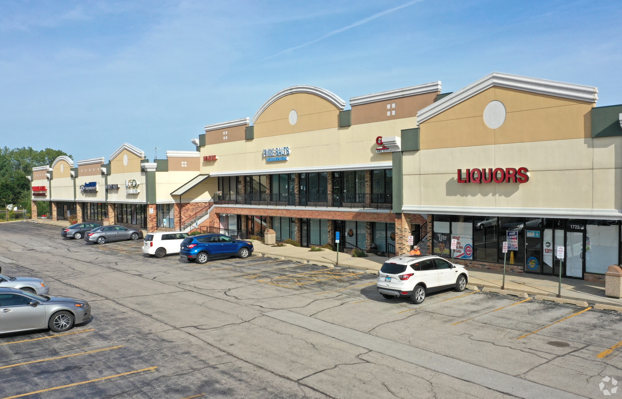 1710 Wise Rd, Schaumburg, IL for lease Primary Photo- Image 1 of 10