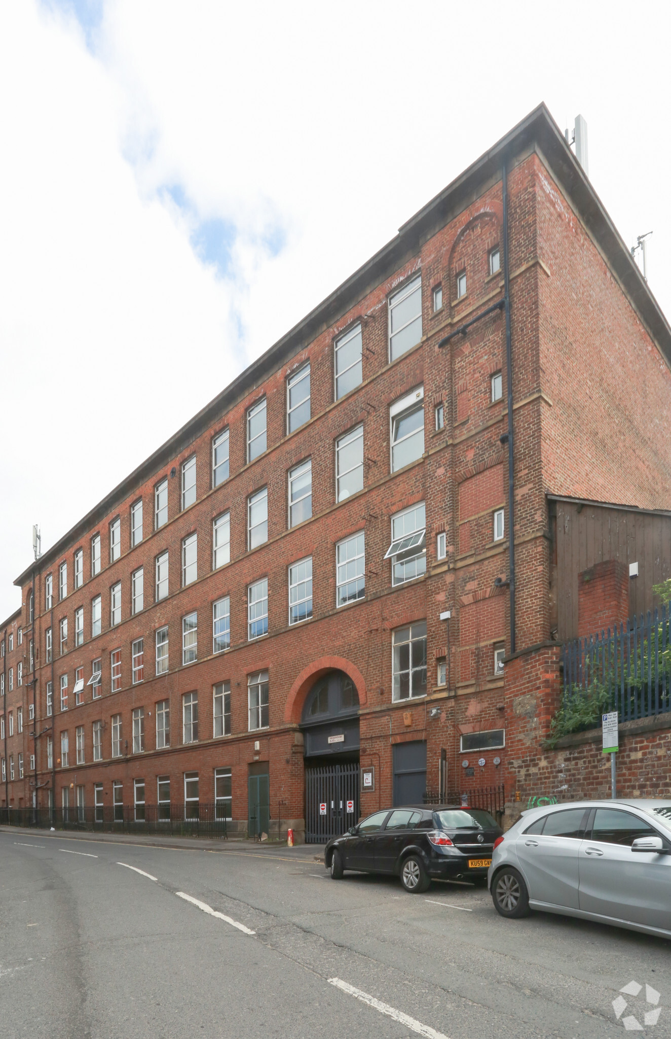 Mabgate, Leeds for lease Primary Photo- Image 1 of 3