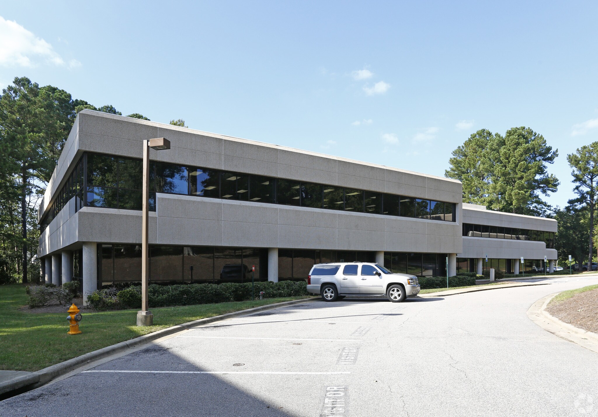 4401 Bland Rd, Raleigh, NC 27609 Somerset Office Park