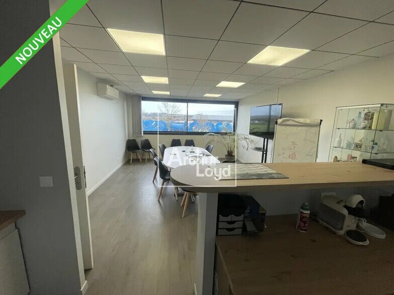 Office in Marolles-sur-Seine for lease - Building Photo - Image 3 of 4