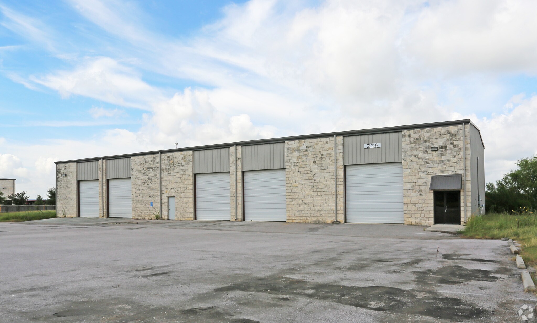 226 Weldon Johnson Way, Kyle, TX for sale Primary Photo- Image 1 of 1