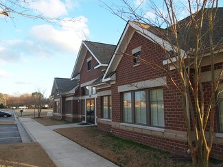 More details for 700 Warrington Sq, Chesapeake, VA - Office for Lease