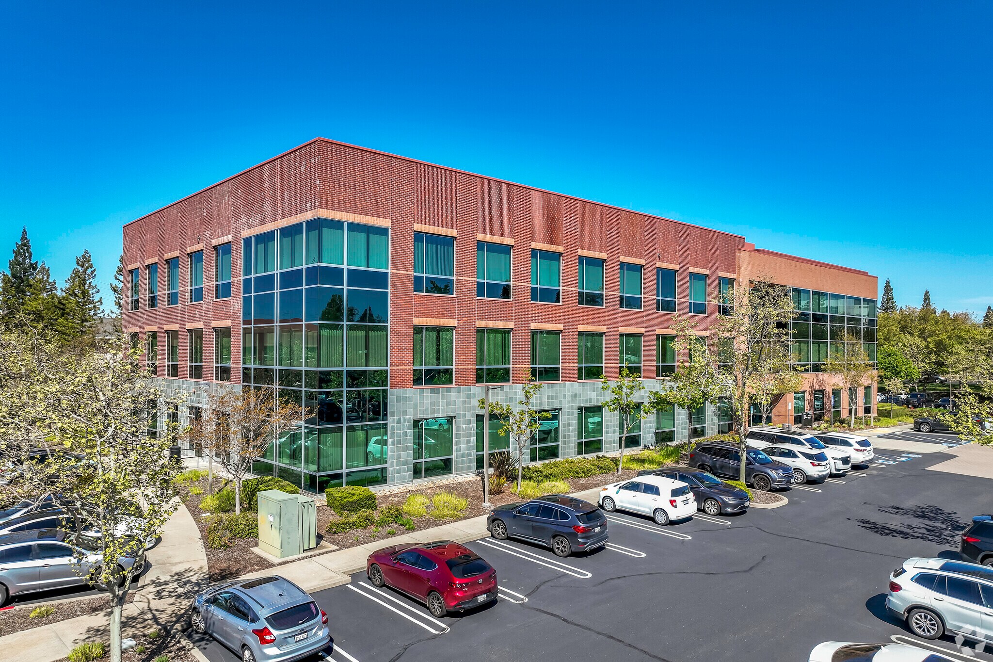 3200 Douglas Blvd, Roseville, CA for lease Building Photo- Image 1 of 7