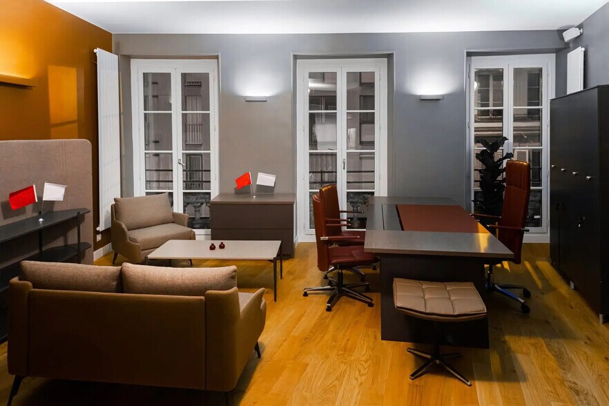 5 Rue Oberkampf, Paris for sale - Building Photo - Image 3 of 10