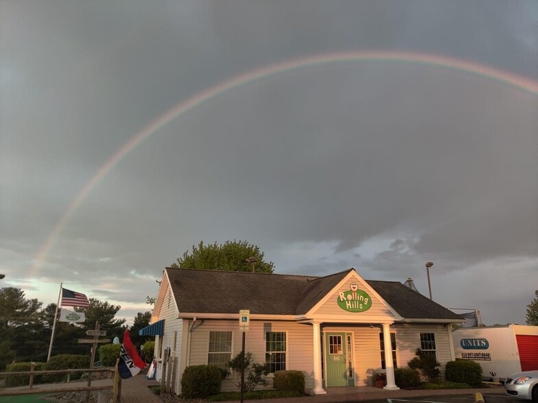 4565 Spring Hill Dr, Schnecksville, PA for sale - Building Photo - Image 1 of 24