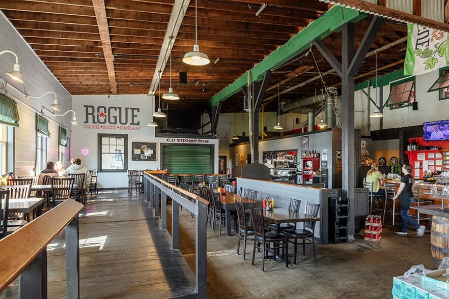 Pier 39 & Land portfolio of 2 properties for sale on LoopNet.com - Interior Photo - Image 2 of 7