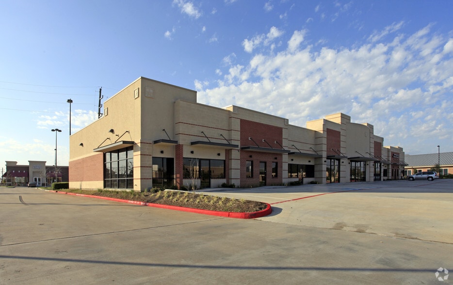 1403 Highway 6, Sugar Land, TX for lease - Primary Photo - Image 1 of 30
