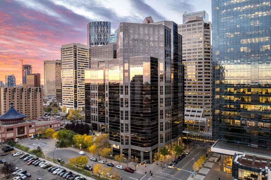 250 2nd St SW, Calgary, AB for lease - Building Photo - Image 2 of 11