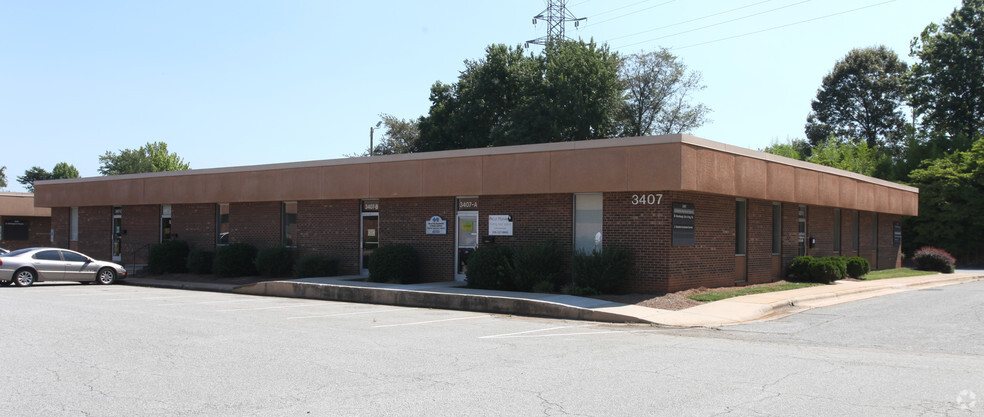 3407 W Wendover Ave, Greensboro, NC for sale - Primary Photo - Image 1 of 1