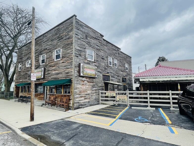 102 W Main St, Haskins, OH 43525