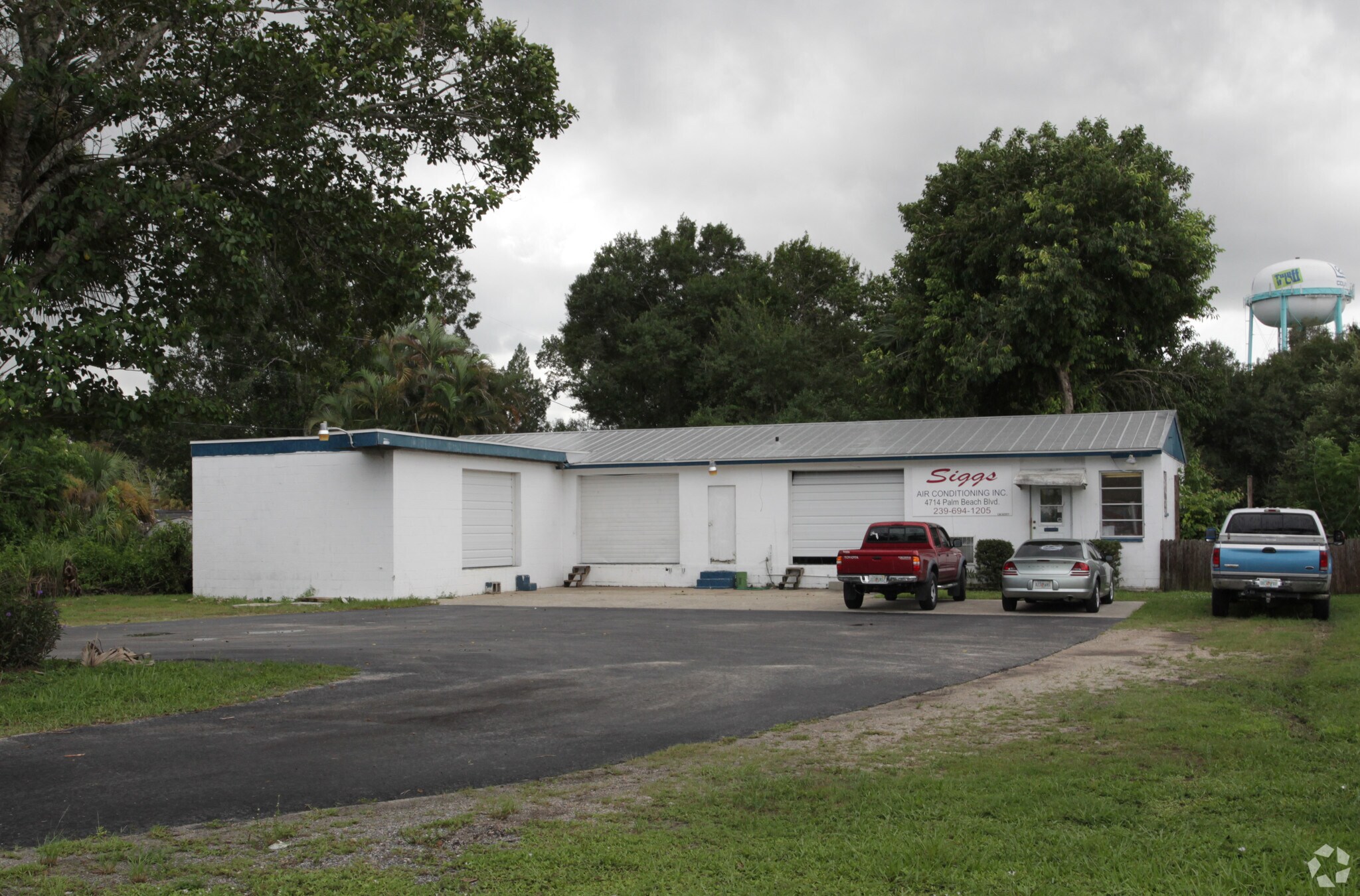 4714 Palm Beach Blvd, Fort Myers, FL for sale Primary Photo- Image 1 of 1