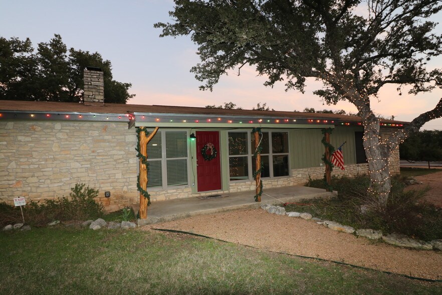 15520 Ranch Road 12 Wimberley Tx 78676 Loopnet Com