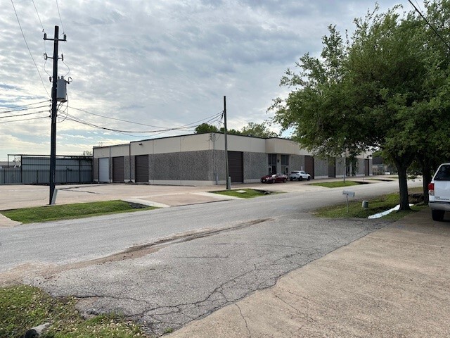 3709-3715 Ace St, Houston, TX for lease - Building Photo - Image 1 of 3