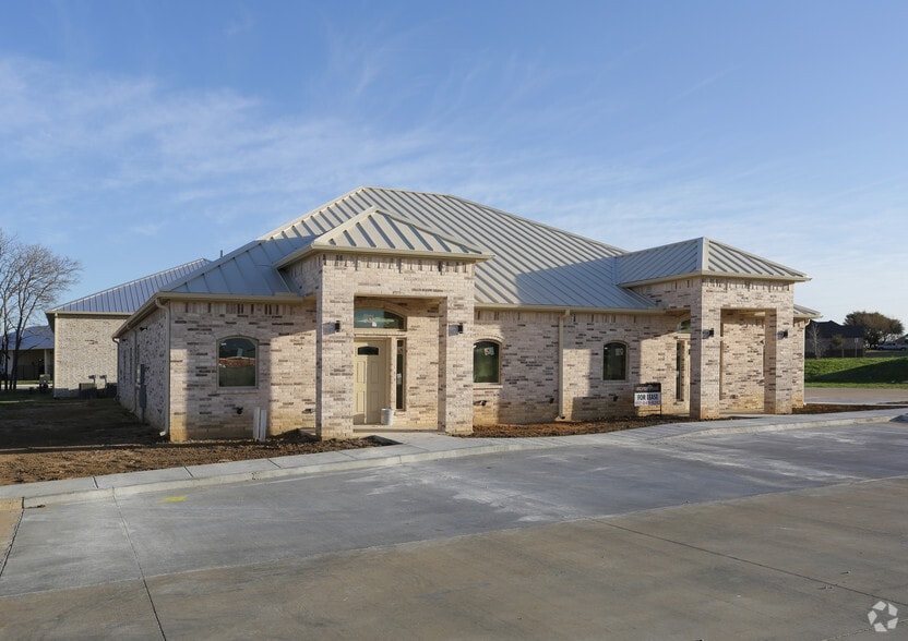 6144 Precinct Line Rd, Hurst, TX for lease - Building Photo - Image 3 of 7