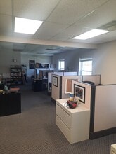 130 Pembroke Rd, Concord, NH for lease Interior Photo- Image 2 of 7