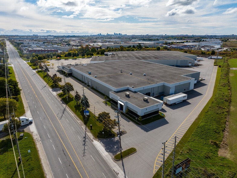 7420 Bramalea Rd, Mississauga, ON for lease - Building Photo - Image 1 of 6