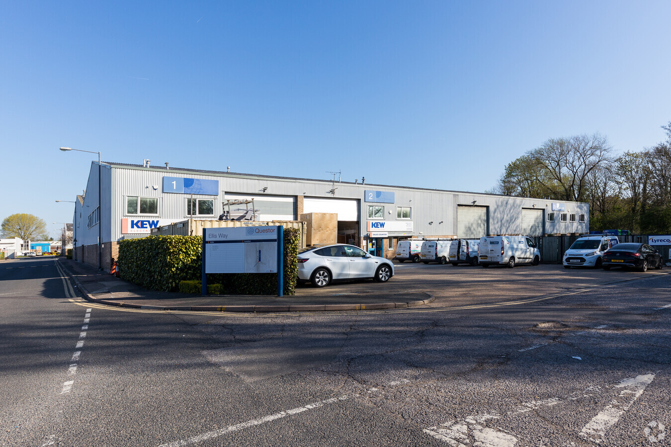 Saunders Way, Dartford, DA1 1JW - Industrial for Lease | LoopNet