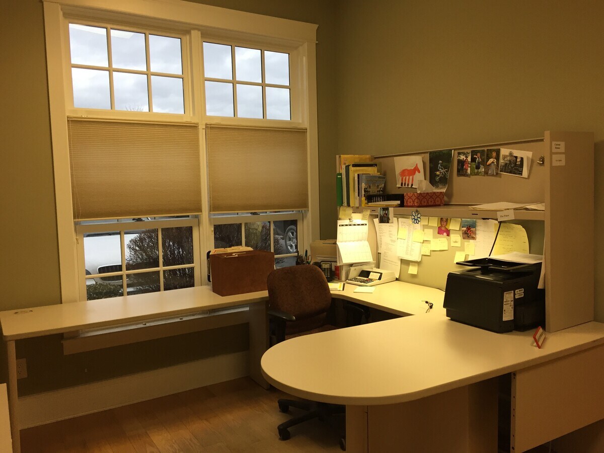 5 Elm Ave, Delmar, NY 12054