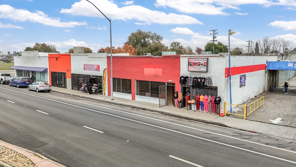 3626 E Cesar Chavez Blvd, Fresno, CA for sale - Building Photo - Image 3 of 45