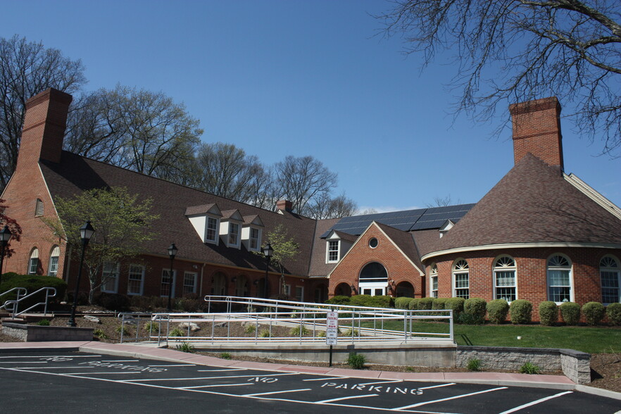 10 Route 31 N, Pennington, NJ for lease - Building Photo - Image 1 of 5