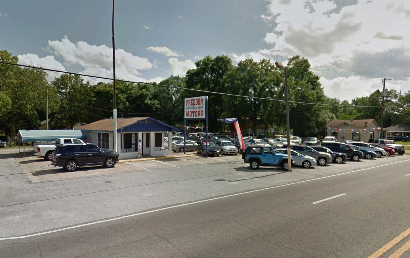 1901 Pass Rd, Gulfport, MS 39501