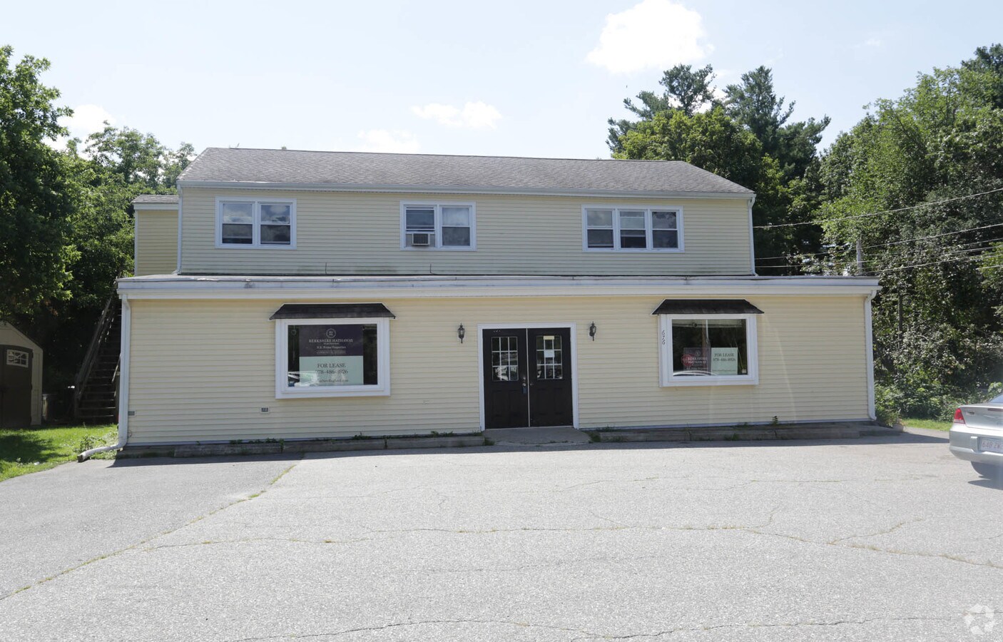 676 Great Rd, Littleton, MA 01460
