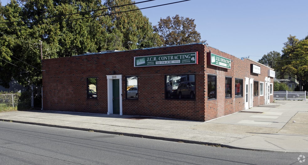 100 Court House Rd, Franklin Square, NY for sale - Primary Photo - Image 1 of 1