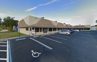 8390 Currency Dr, Riviera Beach FL - Warehouse