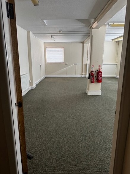 Castle Mews, Rugby for lease - Interior Photo - Image 3 of 16