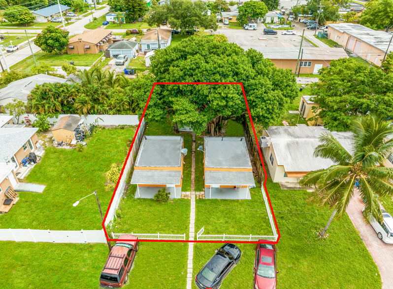 2133 Coolidge St, Hollywood, FL for sale - Building Photo - Image 1 of 1