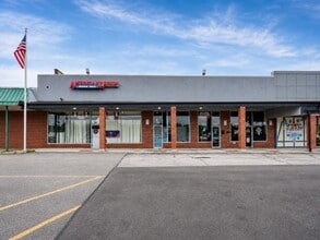 Seymour Ave, Mundelein, IL for lease Interior Photo- Image 2 of 3