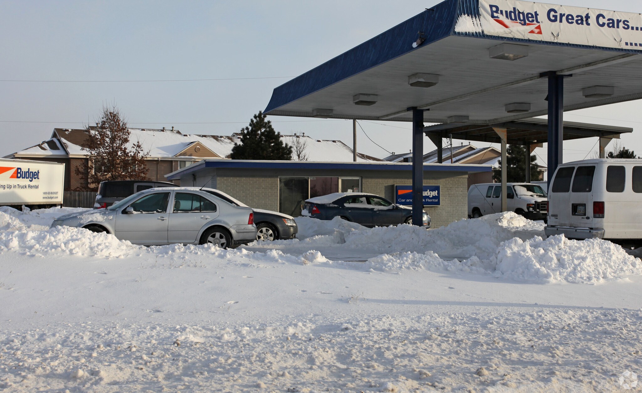 1102 N Rogers Rd, Olathe, KS for sale Primary Photo- Image 1 of 1