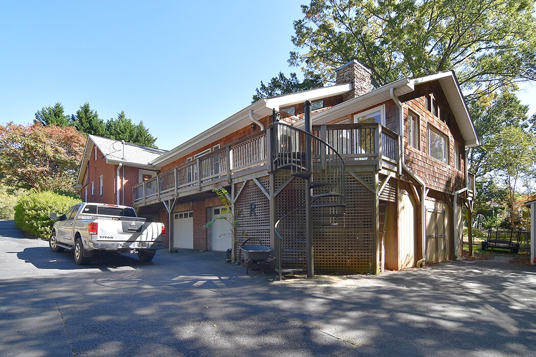 11200 Lawyers Rd, Mint Hill, NC 28227 Lawyers Road