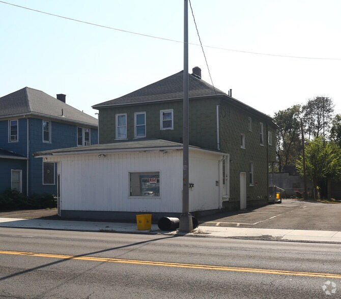 1908 E Main St, Endicott, NY for sale - Primary Photo - Image 1 of 1