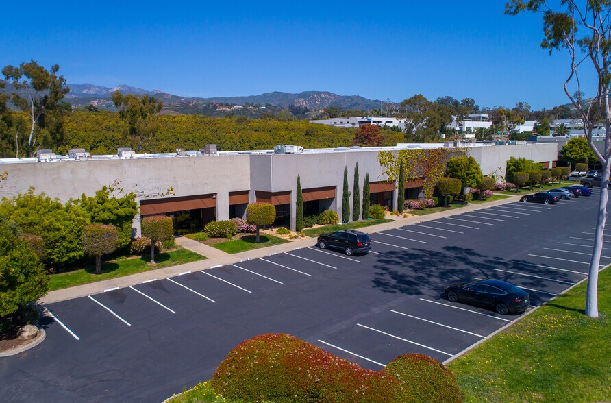 6381-6385 Rose Ln, Carpinteria, CA for sale - Primary Photo - Image 1 of 1