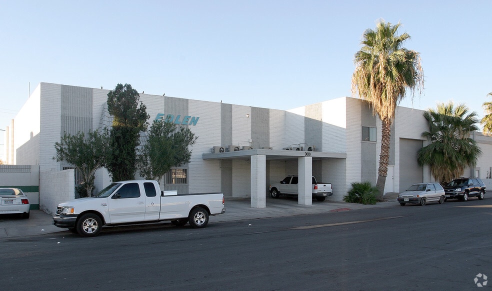 3000 - 3010 Builders Ave. portfolio of 2 properties for sale on LoopNet.com - Building Photo - Image 3 of 10