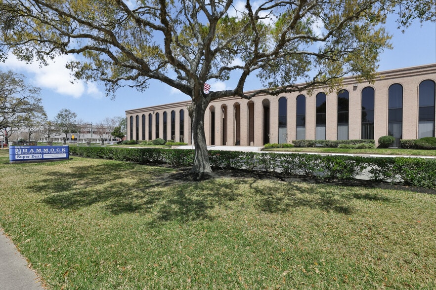 1002 Gemini St, Houston, TX for lease - Building Photo - Image 3 of 14