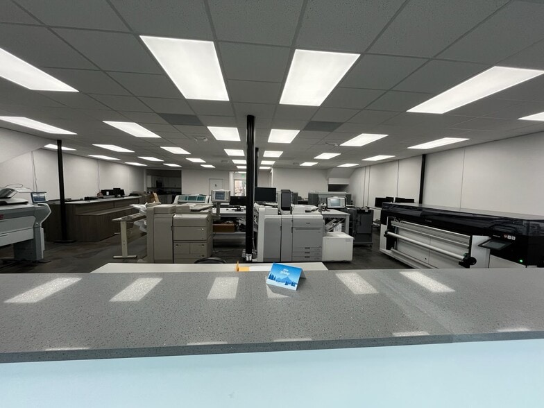 1363-1365 Westwood Blvd, Los Angeles, CA for sale - Interior Photo - Image 2 of 6