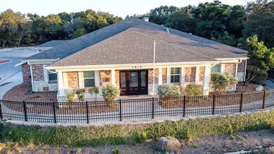 1418 Walkers Way, San Antonio, TX for lease Building Photo- Image 1 of 6