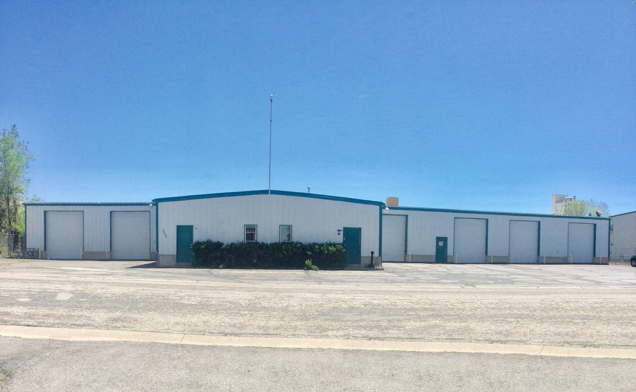 1235 W 3050 S, Ogden, UT for sale Primary Photo- Image 1 of 10