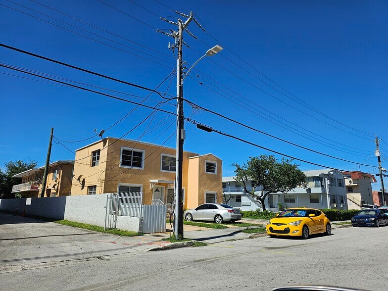 226 SW 13th Ave, Miami, FL for sale - Building Photo - Image 2 of 3